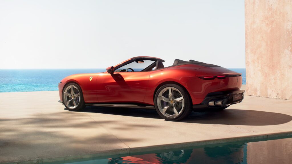 New Ferrari Amalfi Spider Rosso Tramonto (Sunset Red)