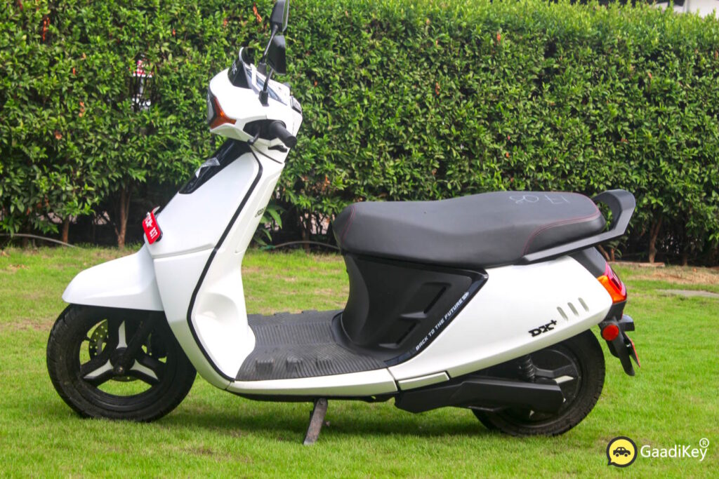 Kinetic DX+ Electric Scooter Side Profile