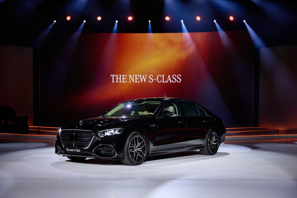 New Mercedes S Class Plugin Hybrid Car launch
